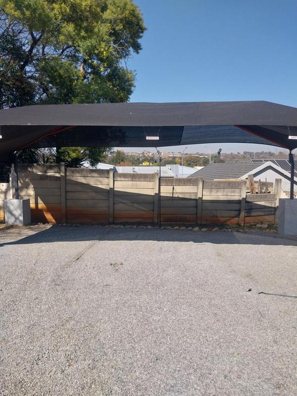 To Let 1 Bedroom Property for Rent in Edenvale Gauteng