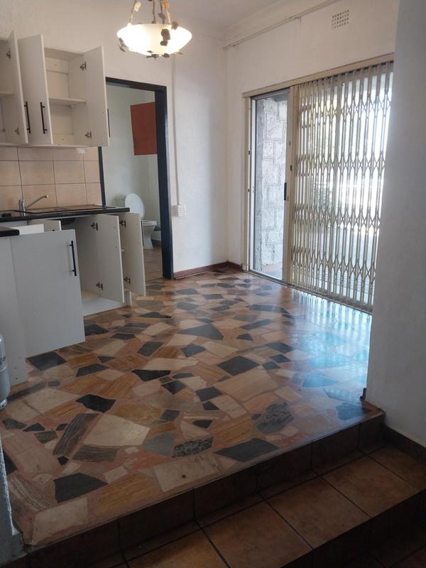 To Let 1 Bedroom Property for Rent in Edenvale Gauteng