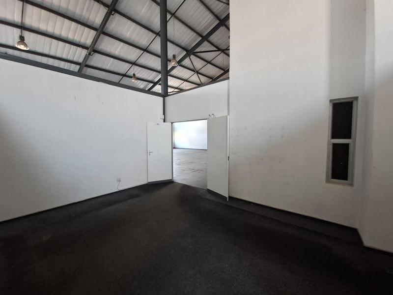 To Let Commercial Property for Rent in Route 21 Business Park Gauteng