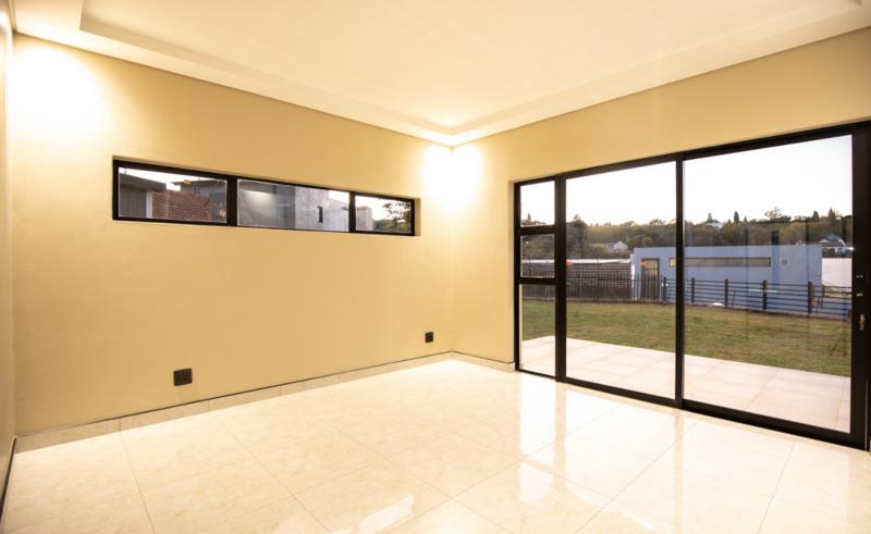 3 Bedroom Property for Sale in Waterkloof Ridge Gauteng