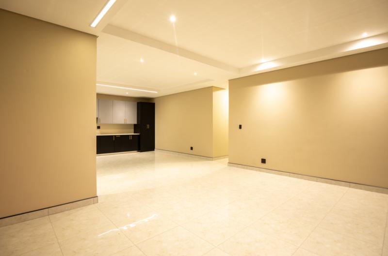 3 Bedroom Property for Sale in Waterkloof Ridge Gauteng