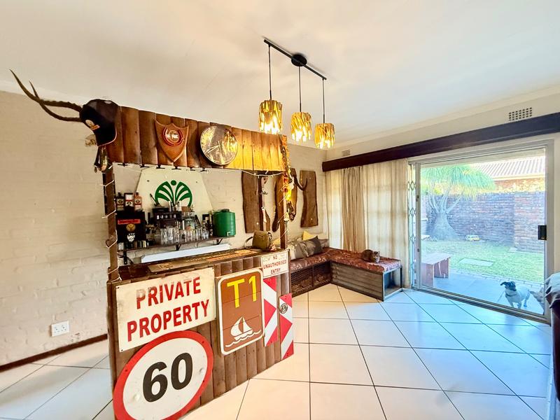 3 Bedroom Property for Sale in Flora Gardens Gauteng