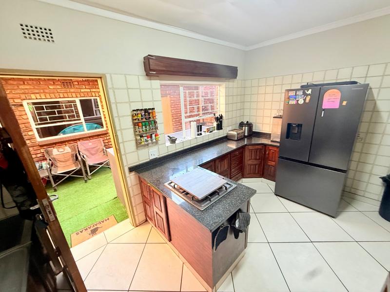 3 Bedroom Property for Sale in Flora Gardens Gauteng