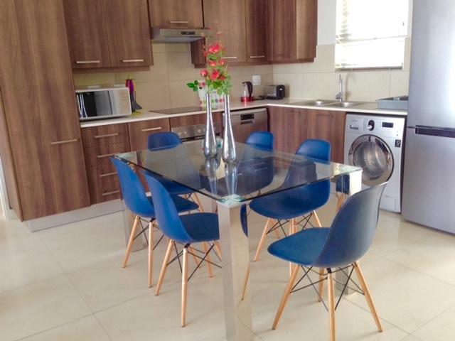 To Let 2 Bedroom Property for Rent in Atholl Gauteng