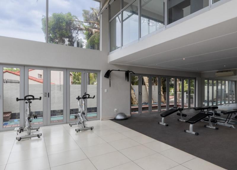 2 Bedroom Property for Sale in Atholl Gauteng