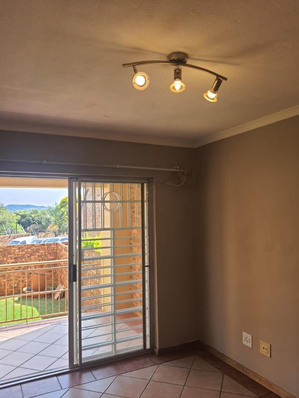 To Let 2 Bedroom Property for Rent in Olympus AH Gauteng