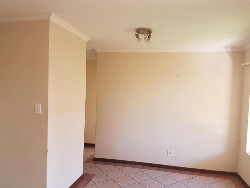 To Let 2 Bedroom Property for Rent in Olympus AH Gauteng