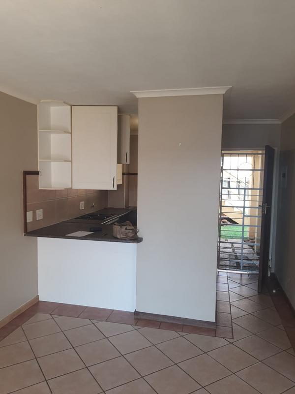 To Let 2 Bedroom Property for Rent in Olympus AH Gauteng