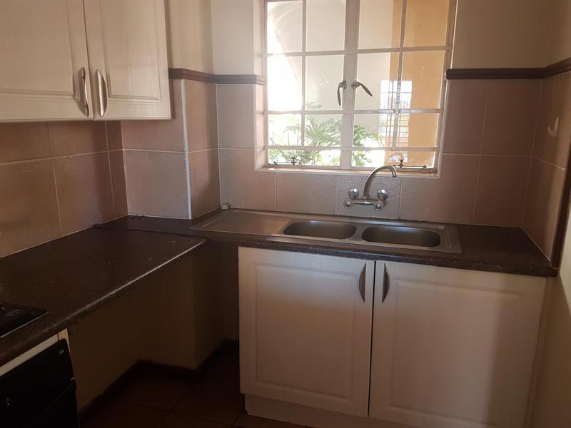 To Let 2 Bedroom Property for Rent in Olympus AH Gauteng