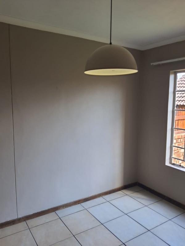 To Let 2 Bedroom Property for Rent in Olympus AH Gauteng