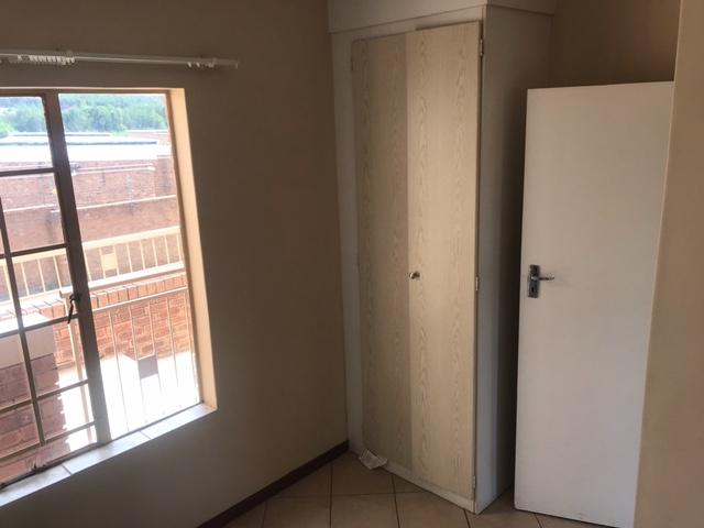 To Let 2 Bedroom Property for Rent in Mooikloof Ridge Gauteng