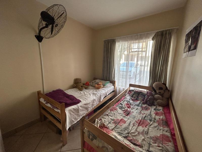 To Let 2 Bedroom Property for Rent in Summerfields Estate Gauteng