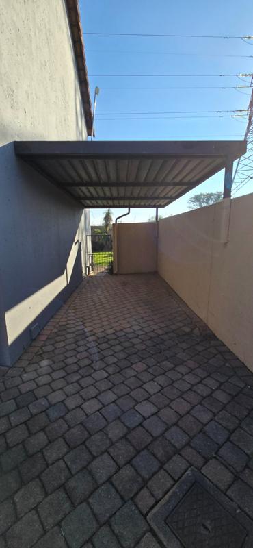 3 Bedroom Property for Sale in Annlin Gauteng