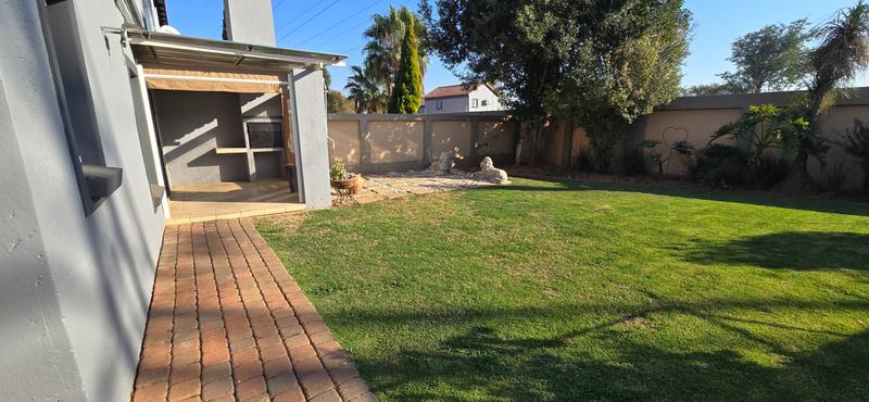 3 Bedroom Property for Sale in Annlin Gauteng