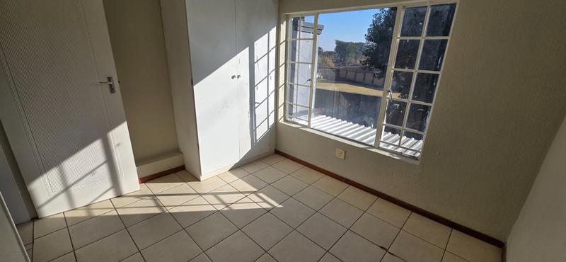 3 Bedroom Property for Sale in Annlin Gauteng