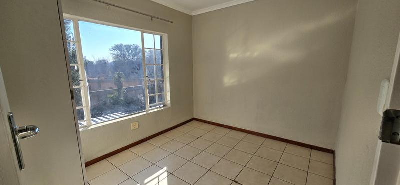 3 Bedroom Property for Sale in Annlin Gauteng