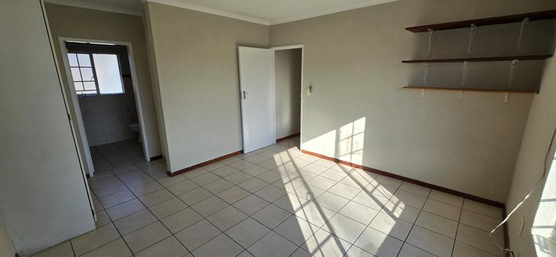 3 Bedroom Property for Sale in Annlin Gauteng