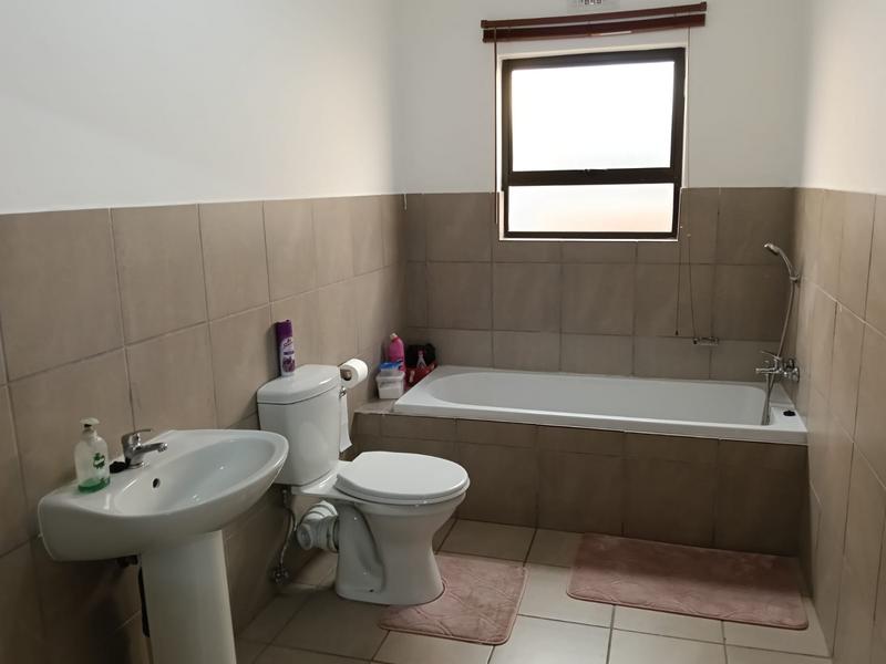 3 Bedroom Property for Sale in Albertsdal Gauteng