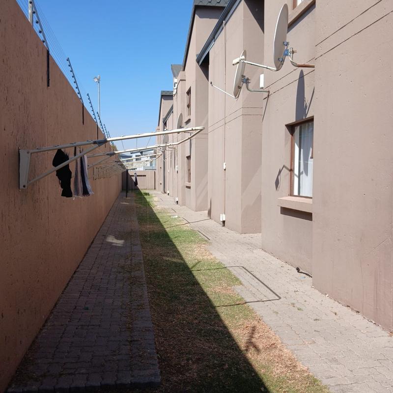 2 Bedroom Property for Sale in Brakpan Gauteng