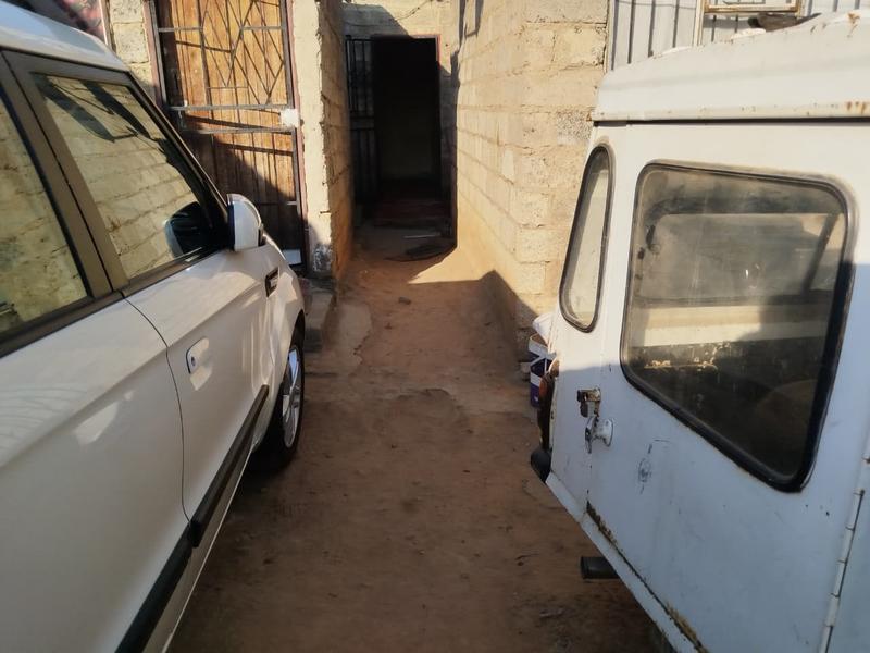 10 Bedroom Property for Sale in Olievenhoutbosch Gauteng