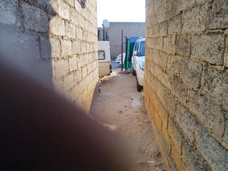 10 Bedroom Property for Sale in Olievenhoutbosch Gauteng