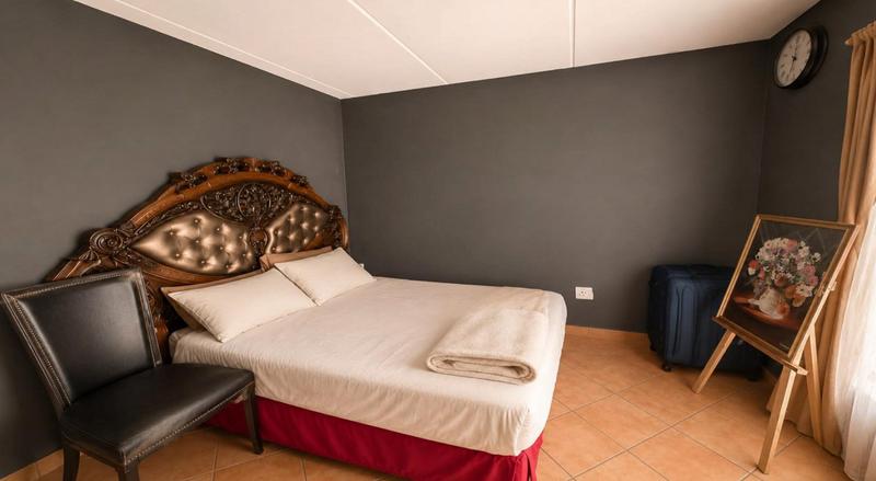 2 Bedroom Property for Sale in Eldorette Gauteng