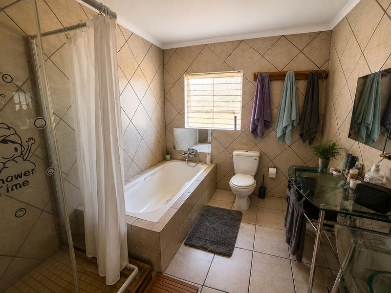 5 Bedroom Property for Sale in Henley on Klip Gauteng