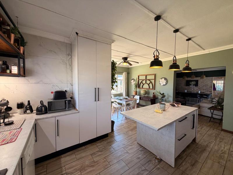 4 Bedroom Property for Sale in Drie Riviere Gauteng