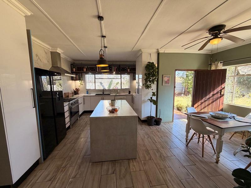 4 Bedroom Property for Sale in Drie Riviere Gauteng
