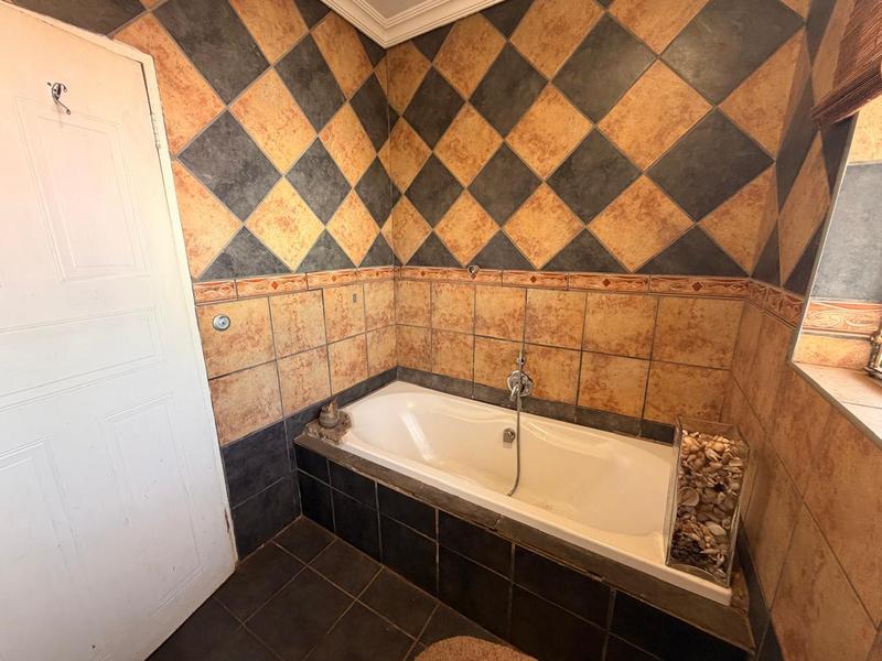 4 Bedroom Property for Sale in Drie Riviere Gauteng