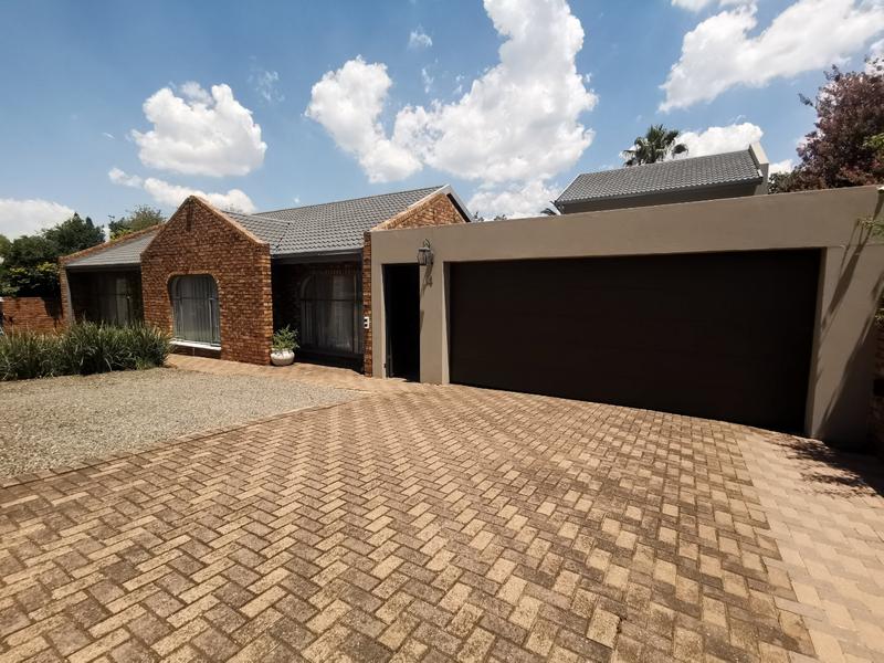 4 Bedroom Property for Sale in Vanderbijlpark SE 3 Gauteng