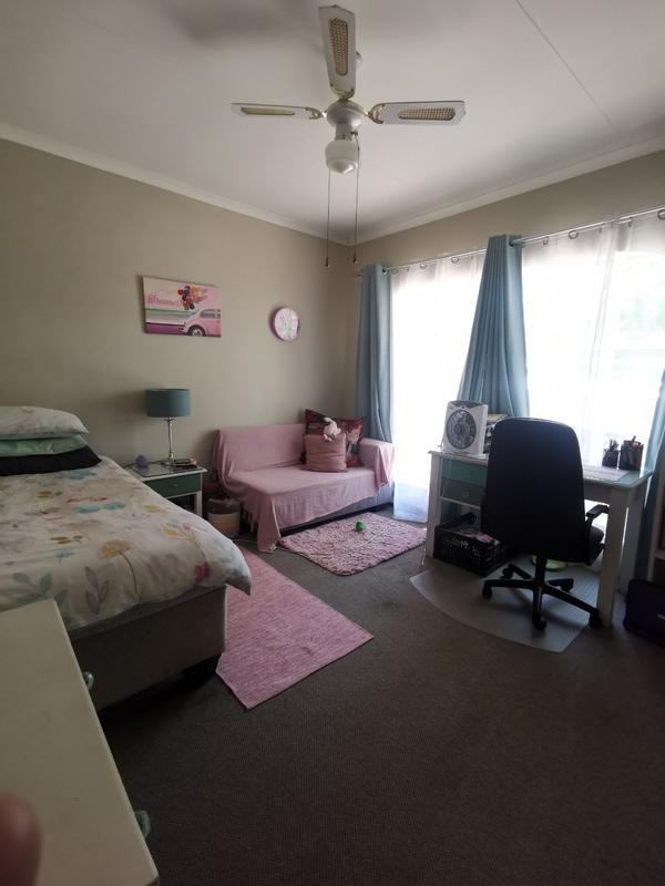 4 Bedroom Property for Sale in Vanderbijlpark SE 3 Gauteng