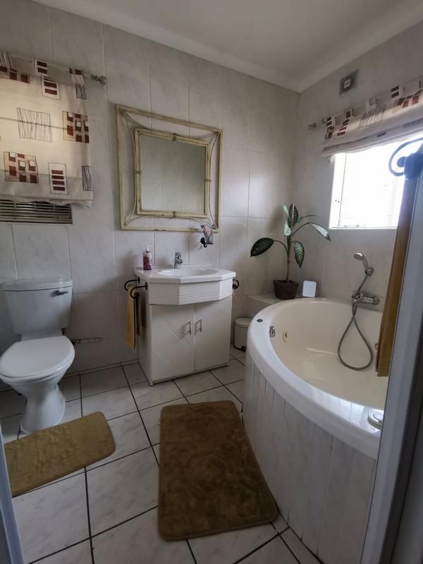 4 Bedroom Property for Sale in Vanderbijlpark SE 3 Gauteng
