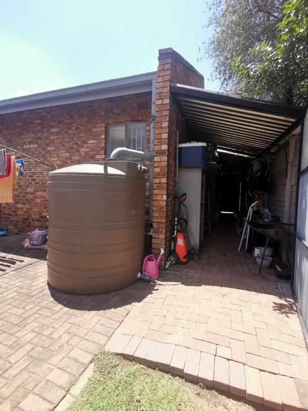 4 Bedroom Property for Sale in Vanderbijlpark SE 3 Gauteng