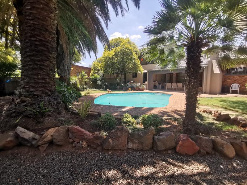 4 Bedroom Property for Sale in Vanderbijlpark SE 3 Gauteng
