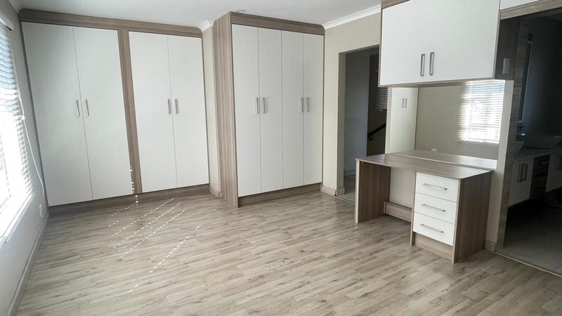 4 Bedroom Property for Sale in Vanderbijlpark SE 3 Gauteng