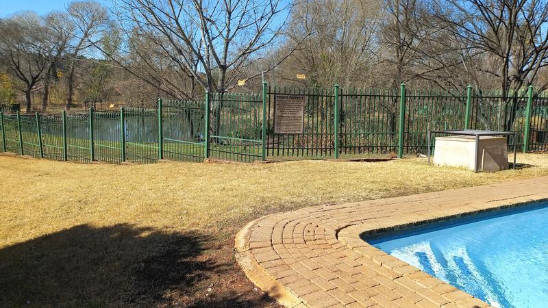 To Let 2 Bedroom Property for Rent in Hennopspark Gauteng