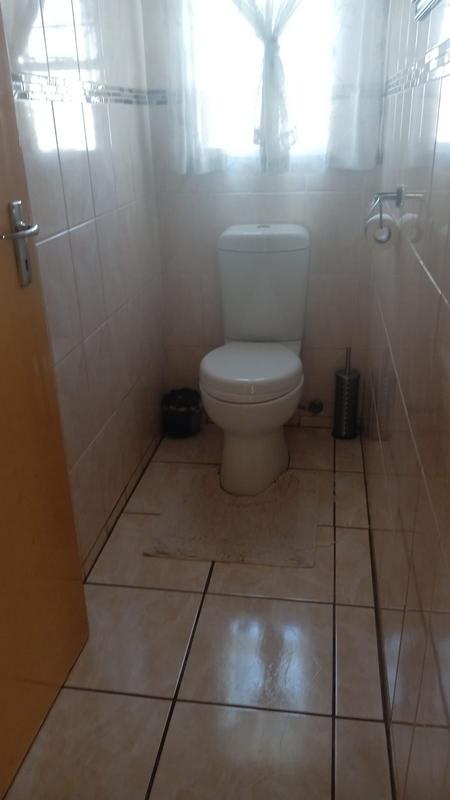 2 Bedroom Property for Sale in Ormonde Gauteng