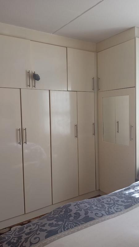 2 Bedroom Property for Sale in Ormonde Gauteng