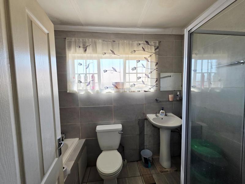 3 Bedroom Property for Sale in Klopperpark Gauteng