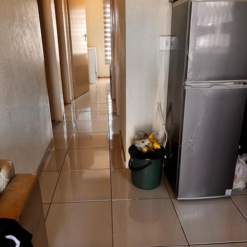 2 Bedroom Property for Sale in Soshanguve A Gauteng