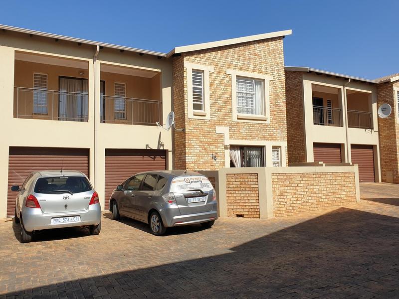 To Let 3 Bedroom Property for Rent in Wilgeheuwel Gauteng