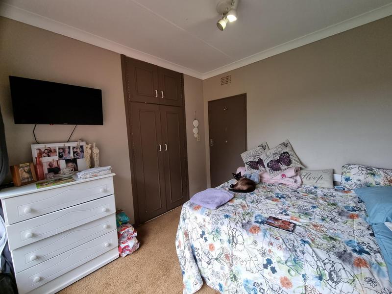 To Let 4 Bedroom Property for Rent in Wilro Park Gauteng