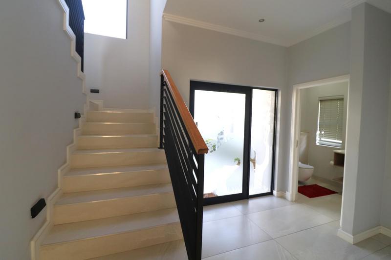 3 Bedroom Property for Sale in Olivedale Gauteng