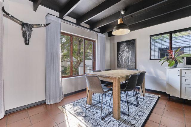 2 Bedroom Property for Sale in Sunninghill Gauteng