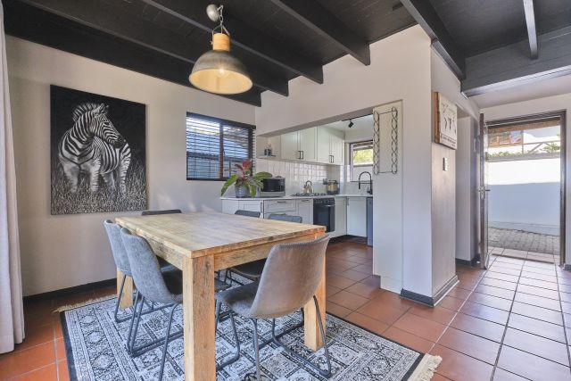 2 Bedroom Property for Sale in Sunninghill Gauteng