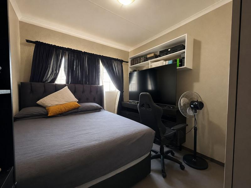 To Let 2 Bedroom Property for Rent in Farrar Park Gauteng