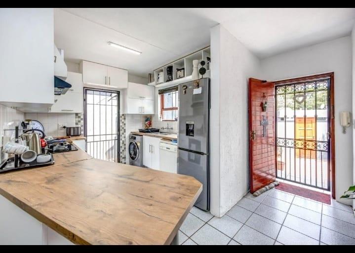 3 Bedroom Property for Sale in Sunninghill Gauteng