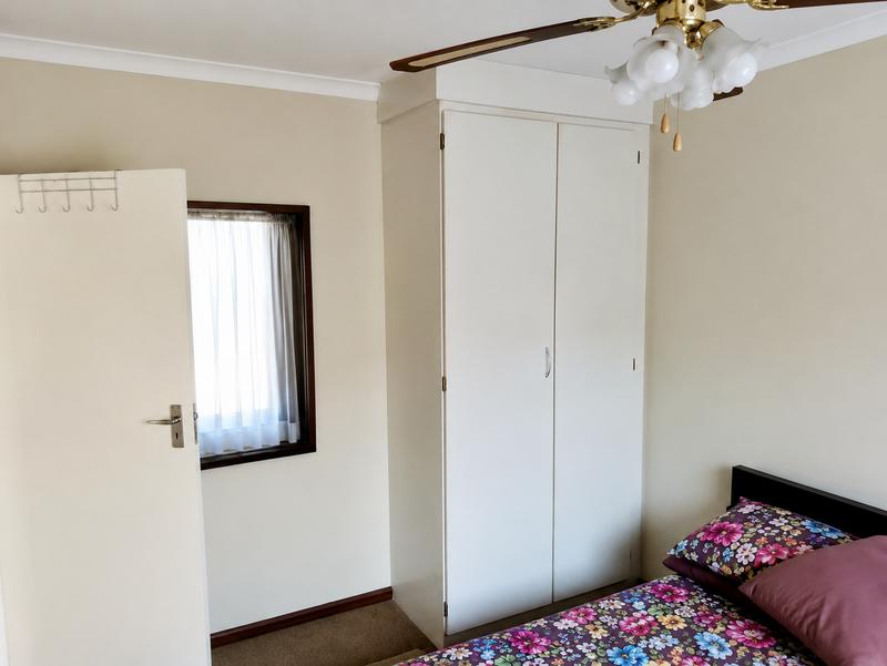 2 Bedroom Property for Sale in Rooihuiskraal North Gauteng