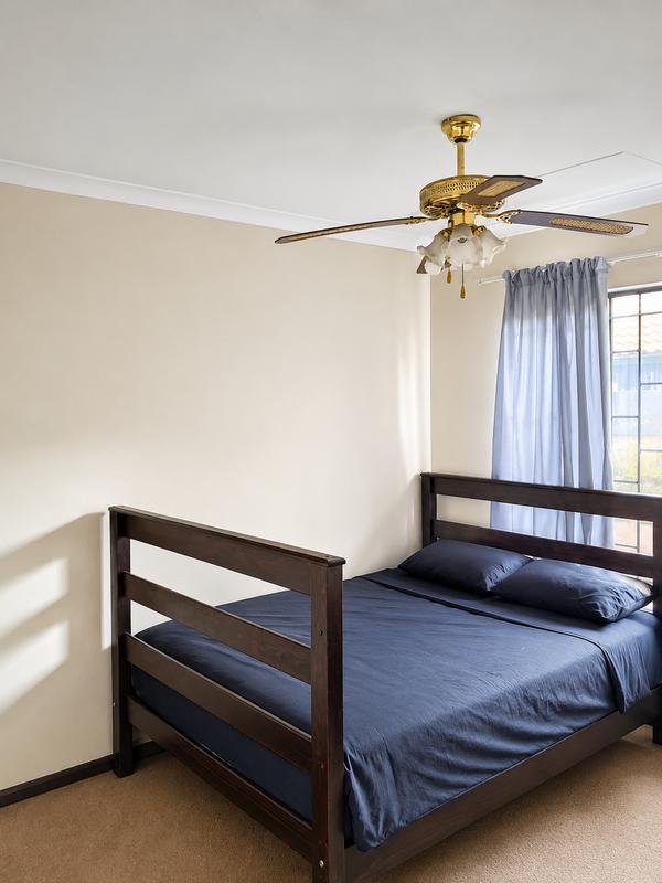 2 Bedroom Property for Sale in Rooihuiskraal North Gauteng